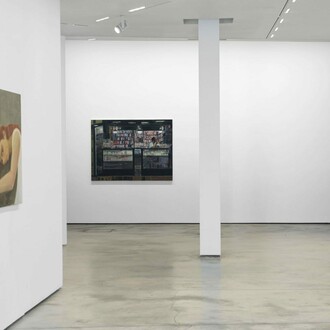 Varios artistas, Echoes of beauty, vista de exhibición. Cortesía de Yusto/Giner