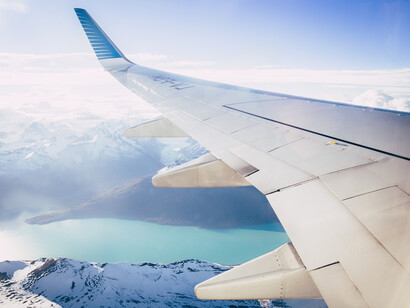In aereo il distanziamento resta
