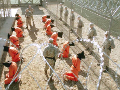 Guantánamo: desde 2002, las autoridades estadounidenses la han usado como centro de detención para acusados de terrorismo, la mayoría de ellos detenidos en Afganistán