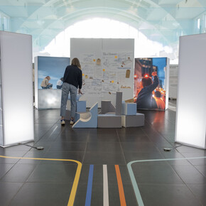 Podium: the strength of sport, exhibition view. Courtesy of La Cité Miroir
