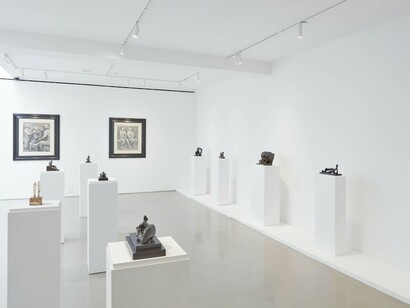 Henry Moore, Exhibition view. Courtesy of Davidson Gallery