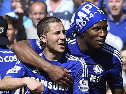 Eden Hazard and Didier Drogba celebrating after the victory over Crystal Palace