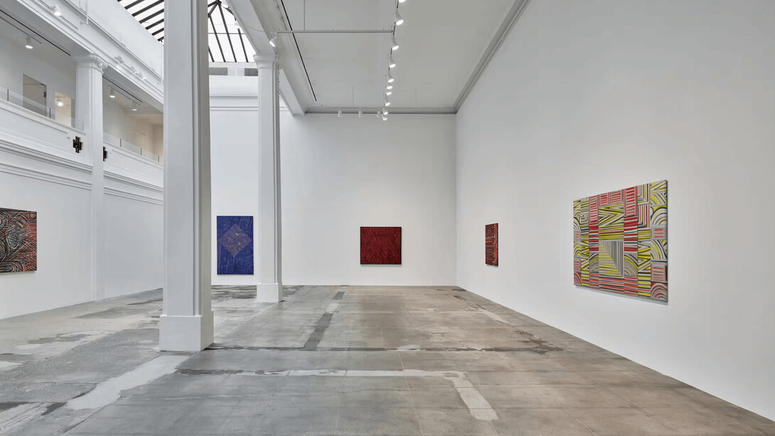 Luchita Hurtado, Yo soy, vista de exhibición. Cortesía del Hauser & Wirth Gallery 