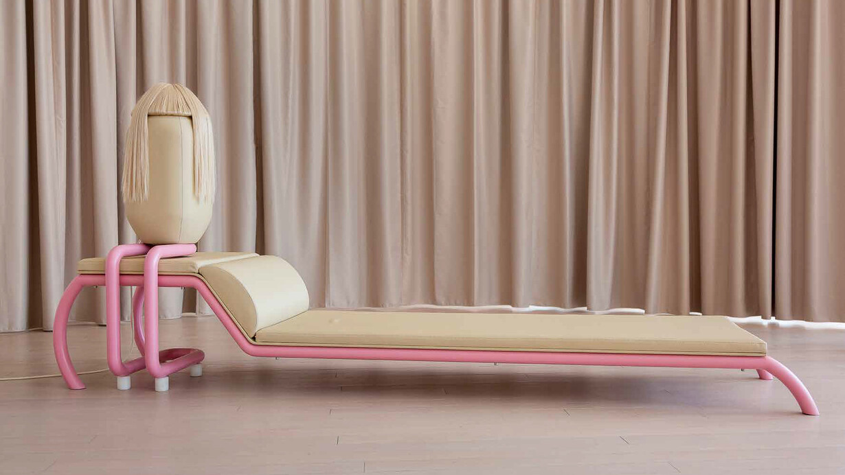 Lúa Coderch, Echo (The couch one), 2022. Cortesía de The Ryder Projects