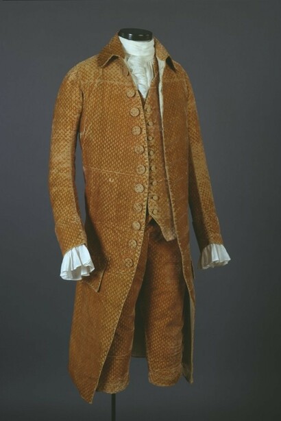 Suit, about 1780, remodeled in the 1790s. Gift of Mrs. Herbert Molson, M18005.1-3 © McCord Museum
