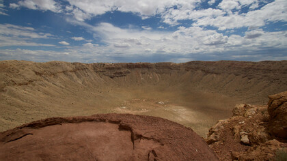 L’impatto di un asteroide al suolo
