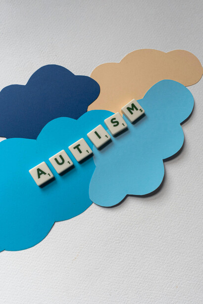 El aumento de diagnósticos de autismo en las últimas décadas se debe a un mayor conocimiento y mejores criterios diagnósticos, no a un incremento real de casos