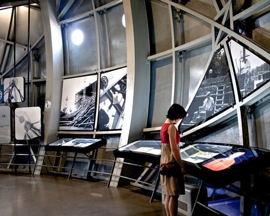 Atomium. From symbol to icon. Courtesy of Atomium