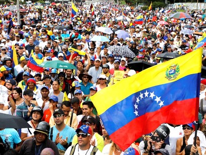 Manifestación convocada por la oposición en Caracas