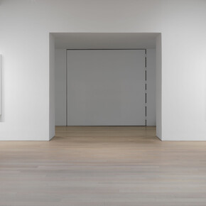 Mark Grotjahn, Out of country, exhibition view. Courtesy of Gagosian Gallery