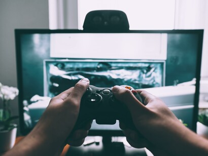 Consola de jogo. O convívio e o desafio entre jogadores