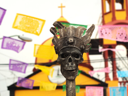 Sincretismo mexicano presente en el cementero de Mixquic, Ciudad de México