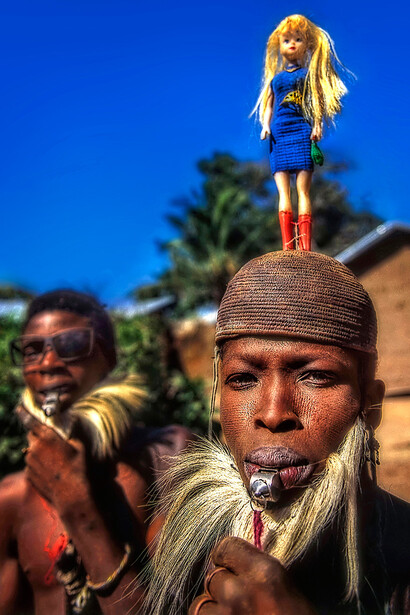 Contraddizioni della società moderna, foto Sergio Pessolano