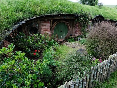 Casa Baggins situata sulla collina degli Hobbit