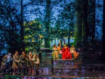 Una scena di Falstaff al Ravenna Festival