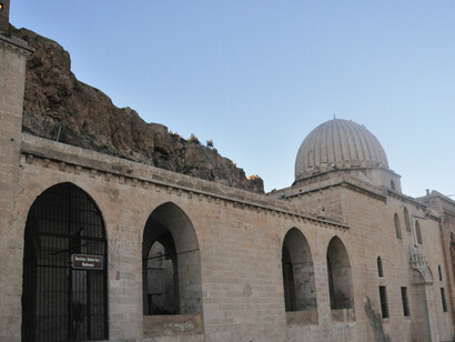 El lugar más importante de Mardin es el Sultan Isa Medresesi, construido a finales del siglo XVI. Madraza del sultán Isa, 2022, Mardin, Turquía