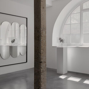 Paul Cocksedge, Reflections, exhibition view. Courtesy of Carpenters Workshop Gallery