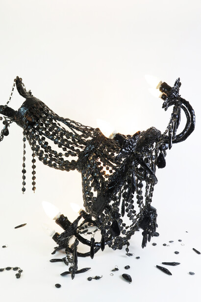 Rose Eken, Ceramic Chandelier, 2018, Glazed paper clay, 70x87(dia)cm. 