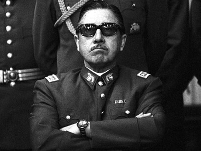 Augusto Pinochet: nombrado el 23 de agosto de 1973 jefe del Ejército por Allende, apenas tres semanas después encabezó el golpe de Estado, al que siguió una sangrienta represión y una dictadura militar 