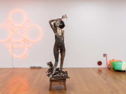 Silber steht dir. 25 jahre liebe zur kunst, ausstellungsansicht. Mit freundlicher genehmigung des Kunstmuseum Liechtenstein