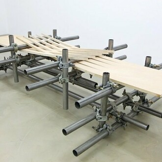 L. Lamothe, Untitled, 2014, phenolic wood boards, steel pipes, scaffolding clamps, variable dimensions. Courtesy of the artist and Alberta Pane Gallery