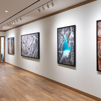 Edward Burtynsky, Natural commodities, exhibition view. Courtesy of Howard Greenberg Gallery