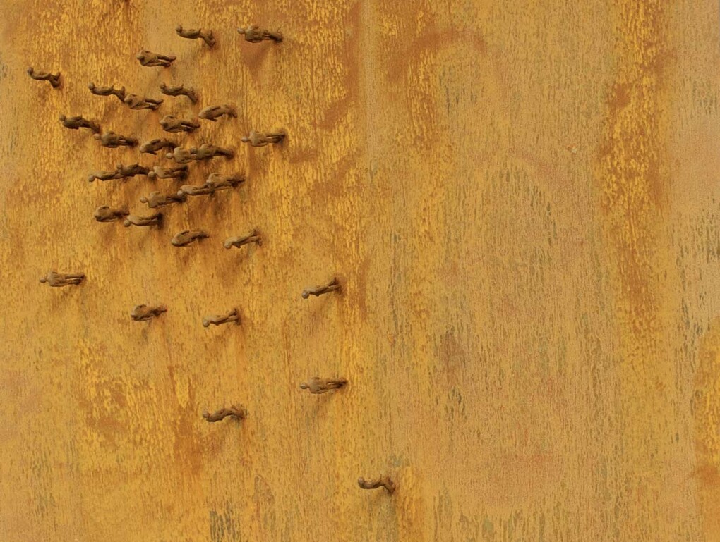 Peter Burke, Moment Four (detail), 2015, Steel, Unique, signed, 153 x 950 cm (60.2 x 374 in.)
