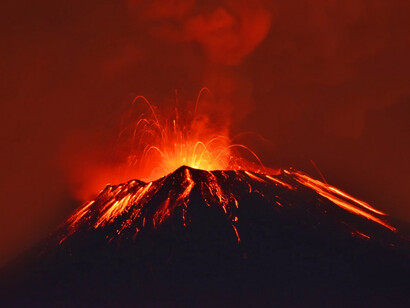 El volcán Popocatépetl en erupción