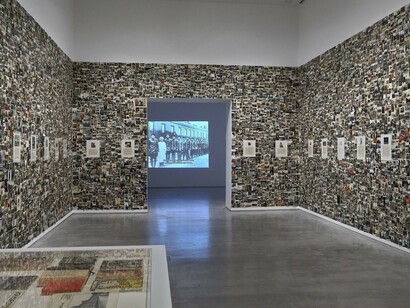 Vista de sala de la exposición Aún no. Joaquín Cortés/Román Lores