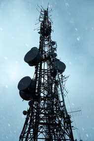 Operating a smartphone depends on access networks