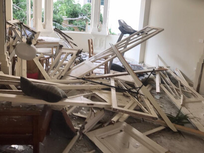 Beirut, capitale del Libano, è una città segnata da profonde tensioni politiche e sociali, che riflettono le divisioni etniche e religiose del Paese, spesso acuite dall'intervento di potenze regionali