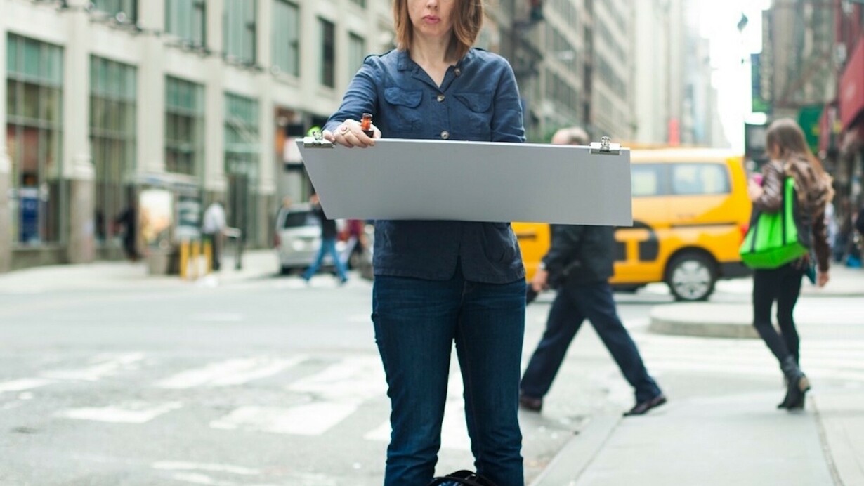 Lucinda Rogers drawing on the streets of New York - photo by Jeremy Freedman