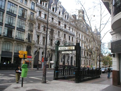 Buenos Aires, Argentina. Estación de metro de Plaza Once