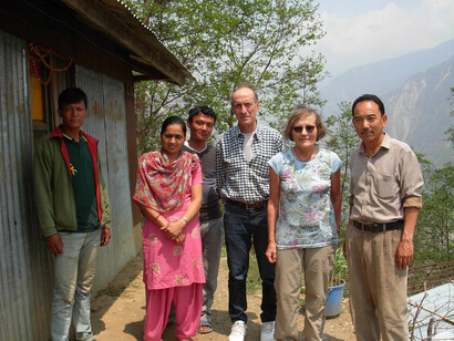 Milvia Boselli con il comitato per la ricostruzione in Nepal