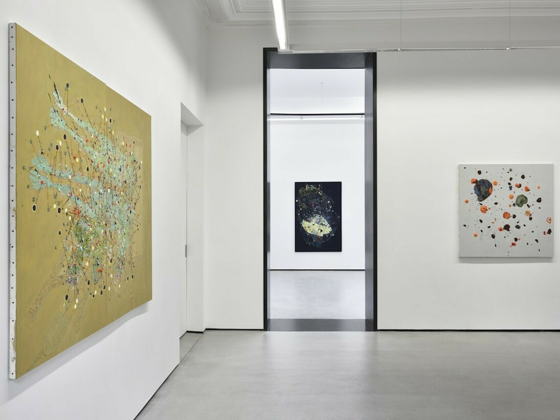 Sur vous je crache la peinture, Exhibition view. Courtesy of Galerie Christophe Gaillard