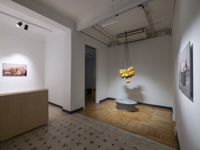 Eşref Yıldırım, It rained heavily that day, exhibition view. Courtesy of Zilberman Gallery