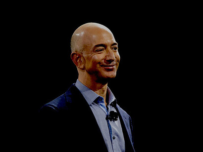 Jeff Bezos, fundador y presidente de Amazon, se acaba de coronar como el hombre más rico del mundo (160.000 millones de dólares según 'Forbes')