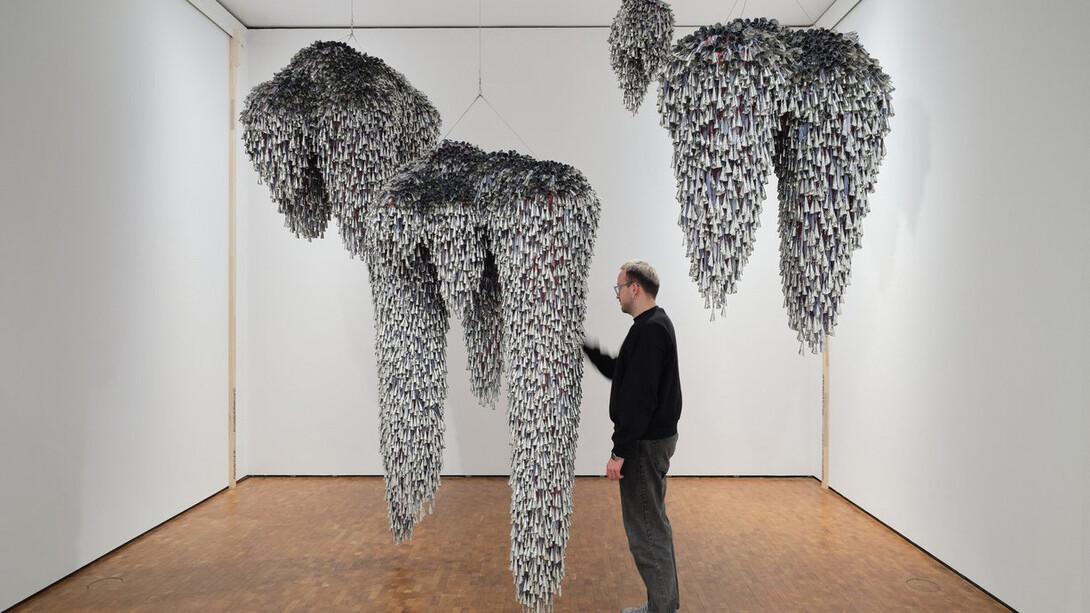 Verschiedene Künstler, Hier und jetzt im Museum Ludwig. De/collecting memories from Turtle Island, ausstellungsansicht. Mit freundlicher genehmigung des Museum Ludwig