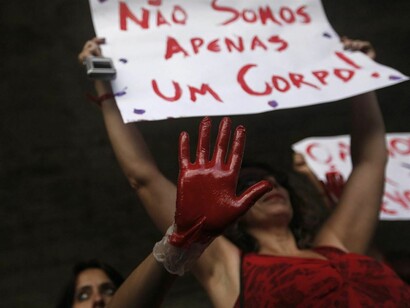 "Não somos apenas um corpo"