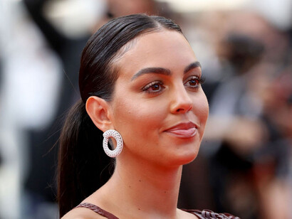 Georgina Rodriguez. Le réalisateur a su tirer un portrait de cette jeune femme dans laquelle toute une génération de femmes pulpeuses ou non, peuvent se reconnaître