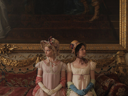 Fotograma del filme «Emma» escrito por Eleanor Catton y basado en la novela del mismo nombre de Jane Austen
