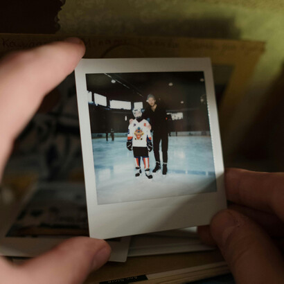 Cuando idealizamos el pasado y lo convertimos en una versión depurada y perfecta, corremos el riesgo de quedar atrapados en una ilusión que nos impide crecer