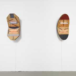 Keith Sonnier. Courtesy of Galerie Mitterrand