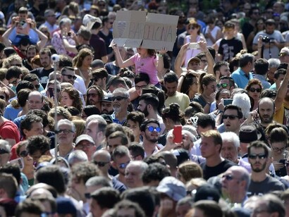 Plaza de Cataluña: manifestación en repulsa del atentado de Barcelona