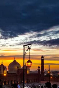 Gardens around the Badshahi Masjid, Lahore, Pakistan Photo Credit: @Blueveinsmotionpictures