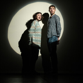 Dominique toute seule. Avec l'aimable autorisation du La Comédie de Clermont-Ferrand