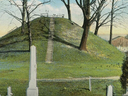 El montículo del cementerio de Hodgen es un montículo indígena ubicado en el extremo oriental del estado de Ohio, Estados Unidos