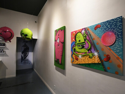 AngelOnce & GoopMassta, Exhibition view. Courtesy of Ewkuks