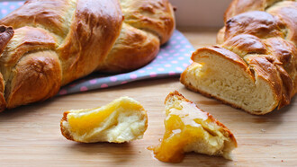 Ein köstliches Zopf mit Marmelade