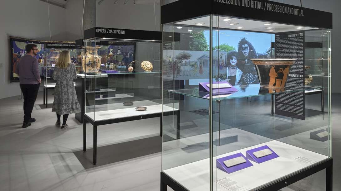 Feste feiern! Ausstellungsansicht. Mit freundlicher genehmigung des Museum für Kunst und Gewerbe Hamburg